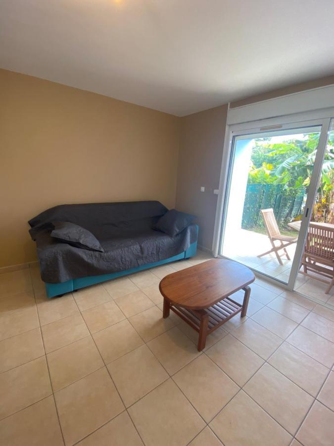 Appartement F2 Avec Piscine Сен-Андре Екстериор снимка